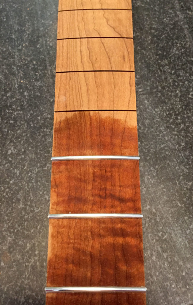 Mahogany_Tele_09